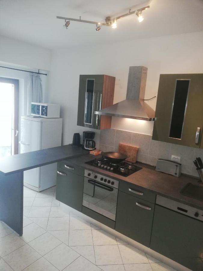 Apartment Nevija E Natale Opric Екстериор снимка